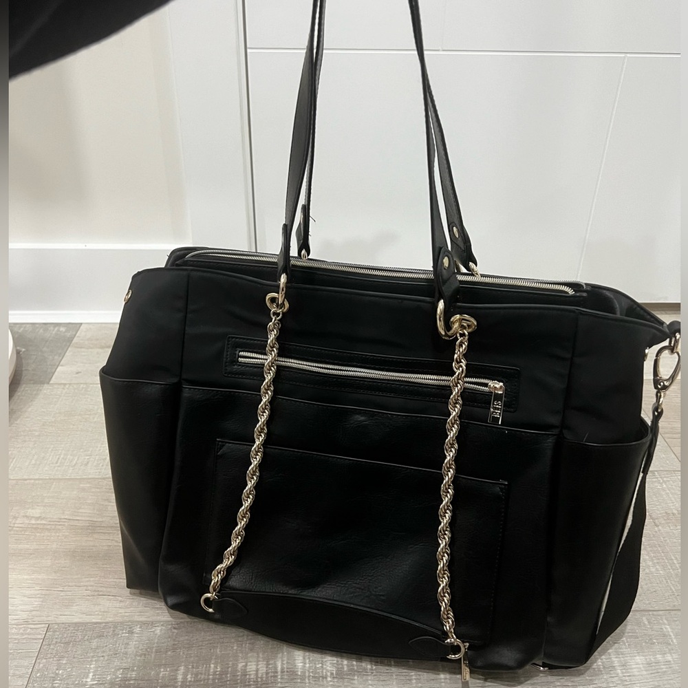 BEIS, The Diaper Bag in Black, like NEW, missing stroller straps. - Picture 5 of 6